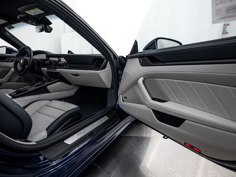 New 2026 Porsche 911 Carrera 4S image 14