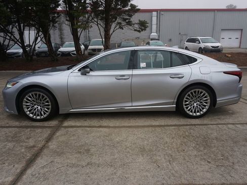 Used 2024 Lexus LS 500 image 20