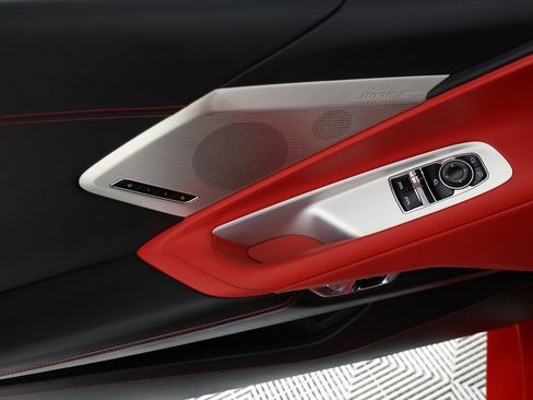 Used 2020 Chevrolet Corvette Stingray w/ 2LT Preferred Equipment Group image 14