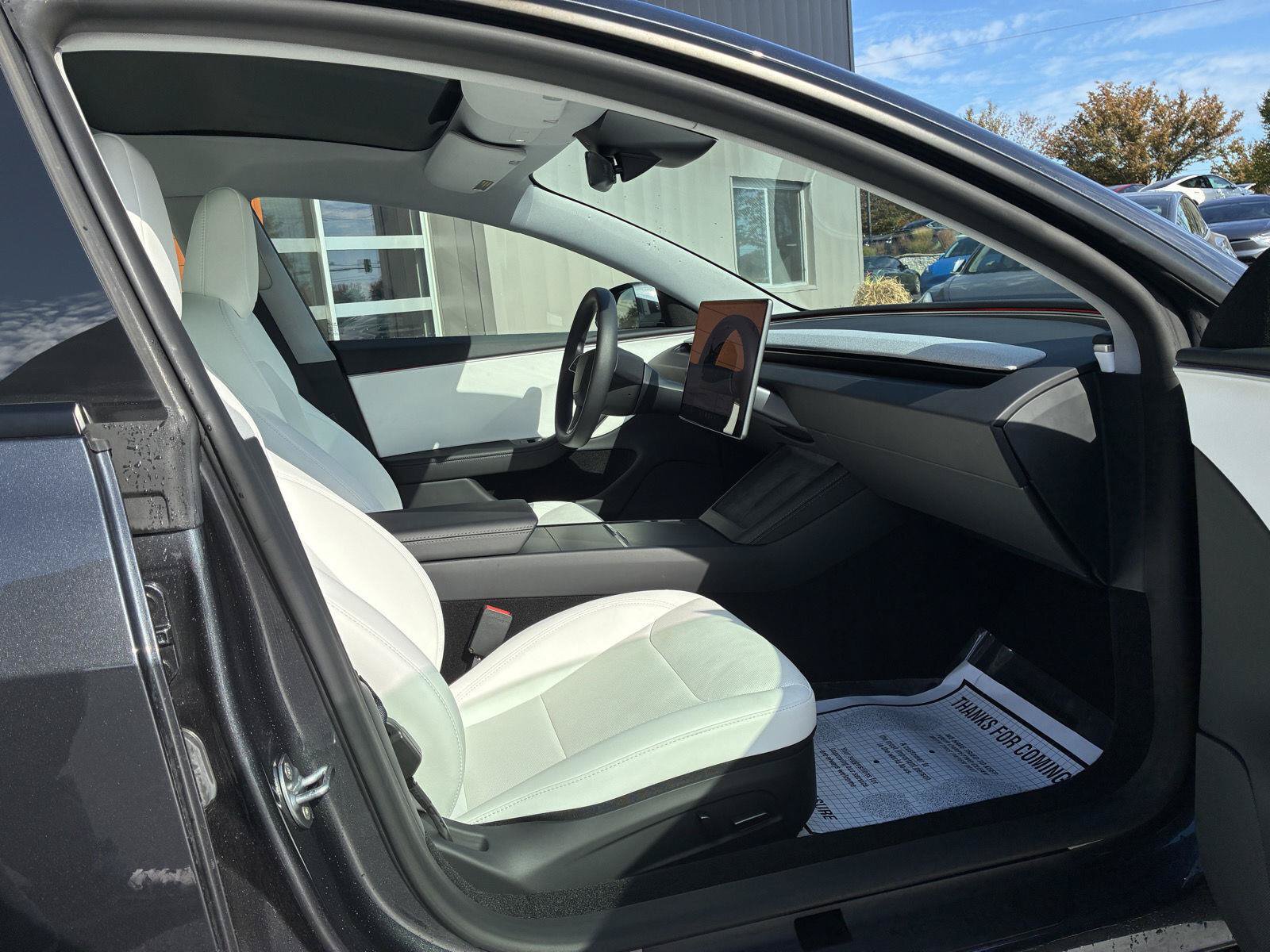 Used 2025 Tesla Model 3 Long Range RWD image 13