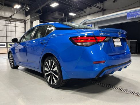 Used 2022 Nissan Sentra SV w/ SV Premium Package FWD image 5
