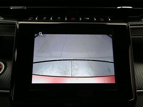 Used 2025 Jeep Grand Cherokee Altitude AWD/4WD image 39