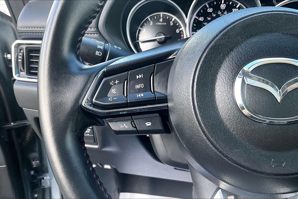 Used 2025 MAZDA CX-5 Carbon Edition AWD/4WD image 18