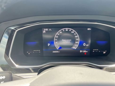 Used 2022 Volkswagen Jetta SE image 19