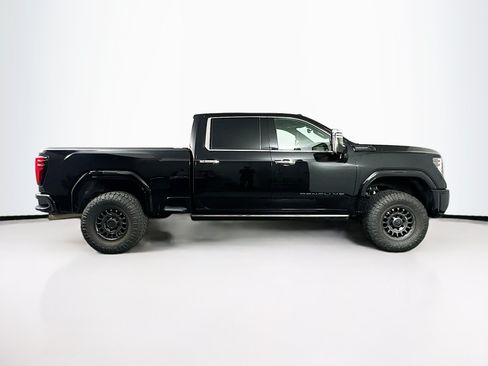 Used 2024 GMC Sierra 2500 Denali Ultimate AWD/4WD image 10