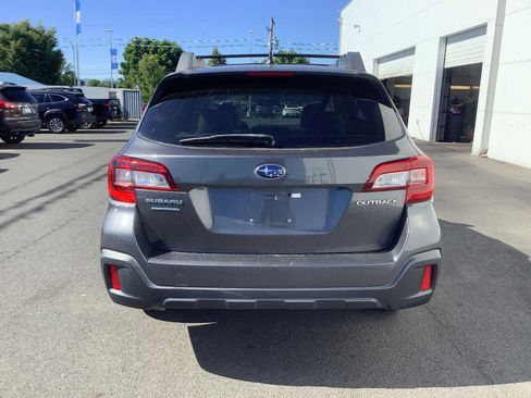 Used 2018 Subaru Outback 2.5i Premium AWD/4WD image 4