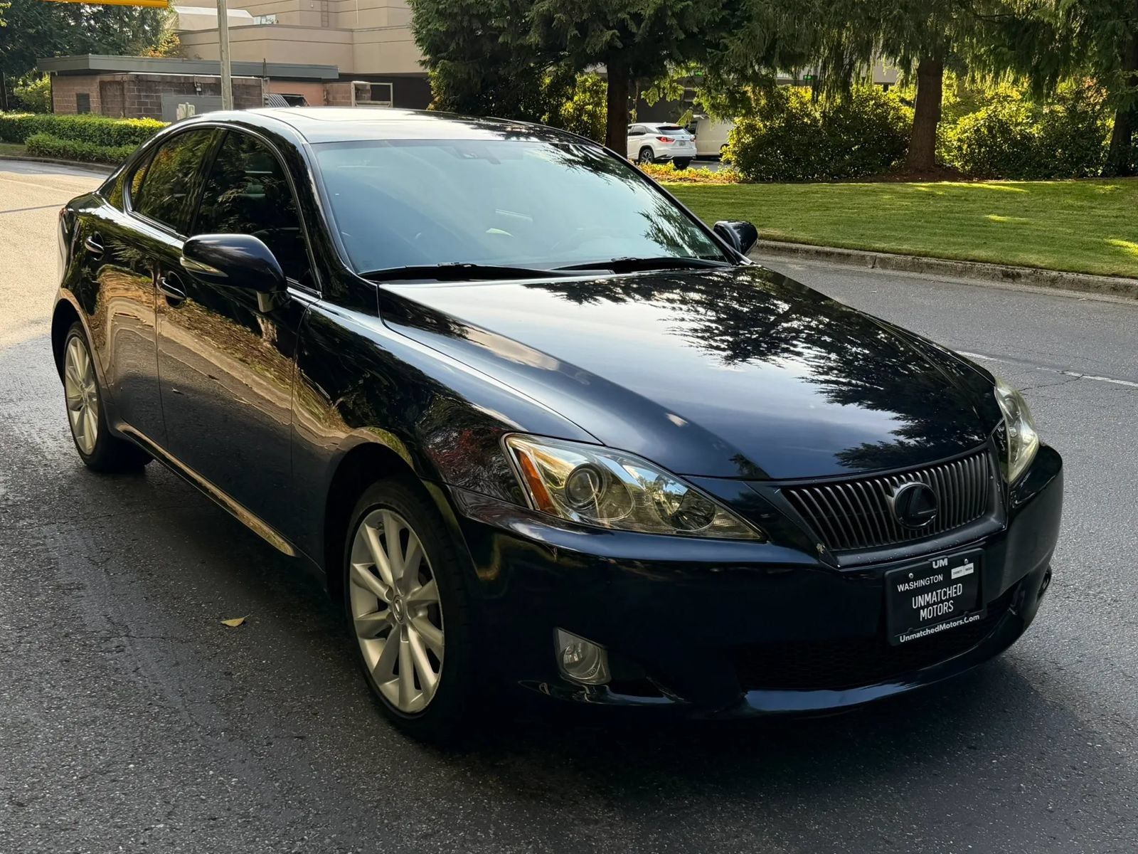 Used 2010 Lexus IS 250 AWD w/ Luxury Plus Value Edition image 3