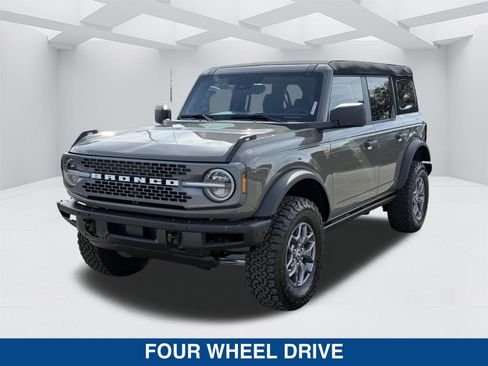 New 2025 Ford Bronco Badlands AWD/4WD image 8