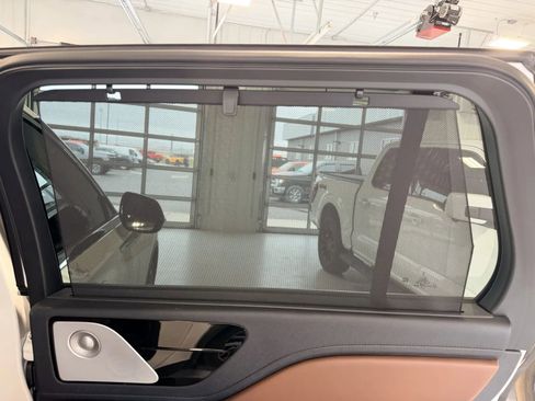 Used 2025 Lincoln Aviator Reserve w/ Equipment Group 201A AWD/4WD image 26