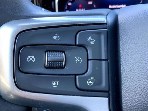 Used 2024 Chevrolet Silverado 1500 LT AWD/4WD image 20