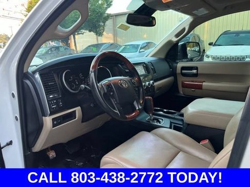 Used 2018 Toyota Sequoia Platinum AWD/4WD image 6
