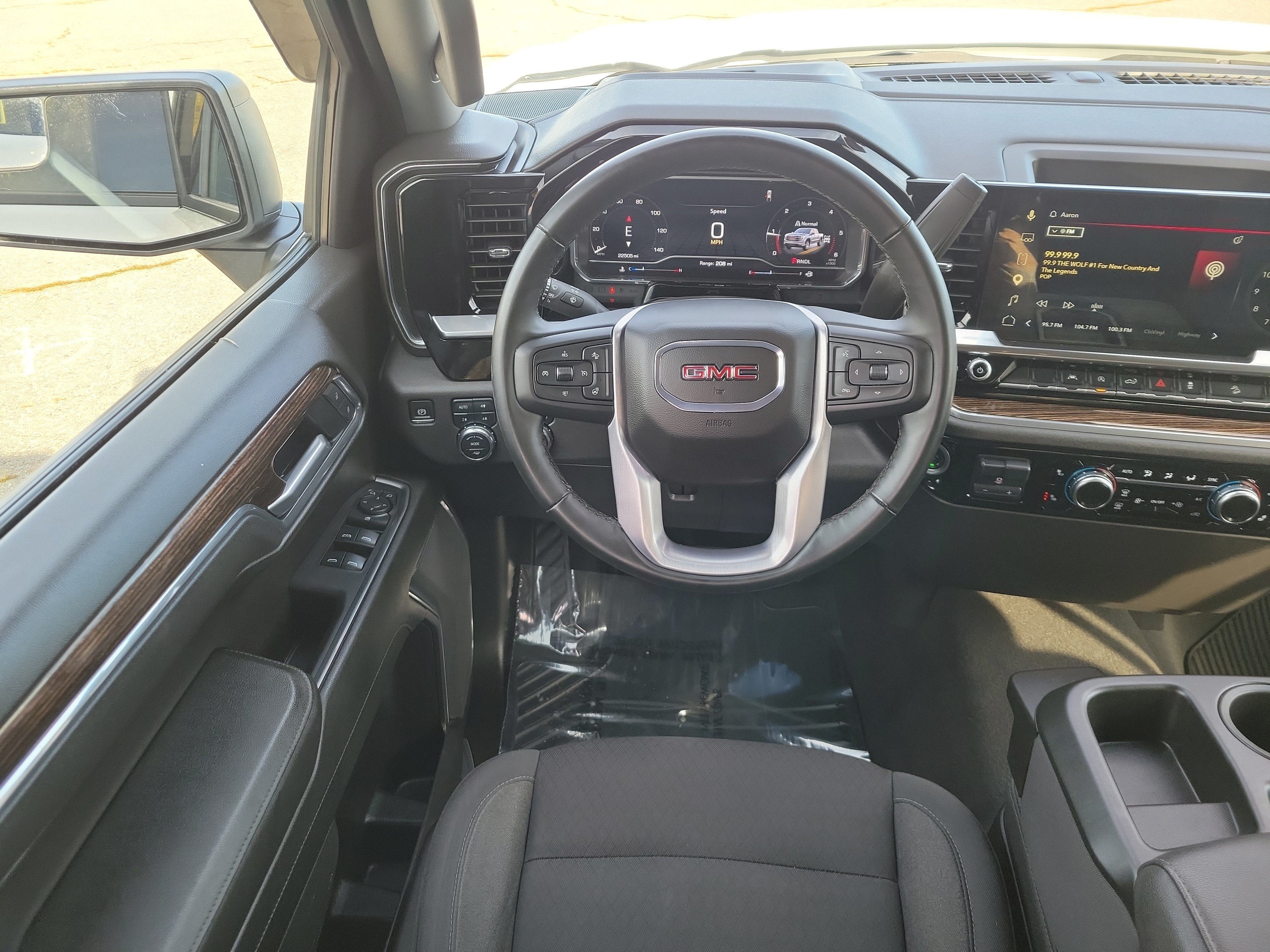 Used 2025 GMC Sierra 1500 Elevation w/ X31 Off-Road Package AWD/4WD image 19