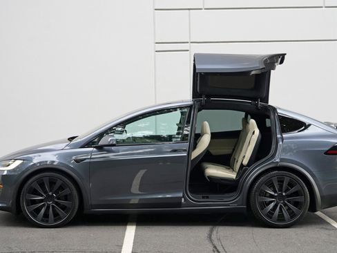 Used 2023 Tesla Model X AWD/4WD image 51