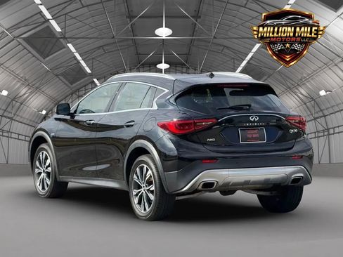 Used 2019 INFINITI QX30 AWD w/ Navigation Package image 10
