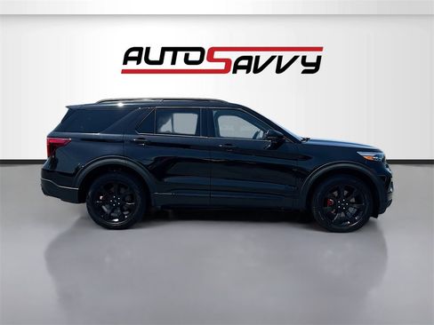 Used 2023 Ford Explorer ST w/ Equipment Group 401A image 8