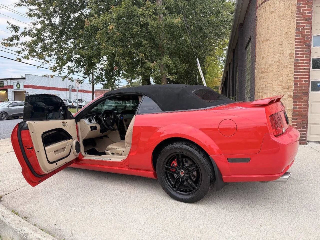 Used 2007 Ford Mustang GT Premium RWD image 24