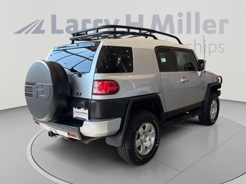 Used 2008 Toyota FJ Cruiser 4WD image 5