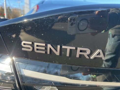 New 2026 Nissan Sentra SL w/ Floor Mat Package FWD image 18