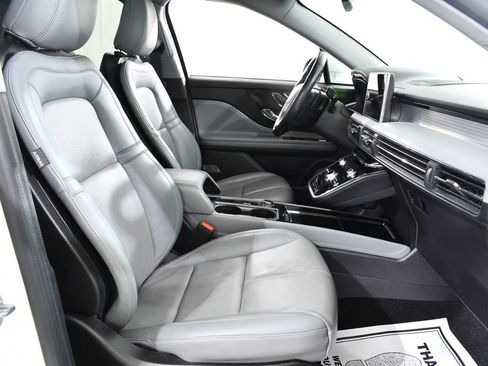 Used 2022 Lincoln Corsair Reserve w/ Equipment Group 201A image 10