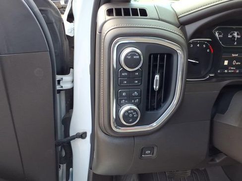 Used 2020 GMC Sierra 1500 SLT w/ SLT Premium Plus Package AWD/4WD image 20