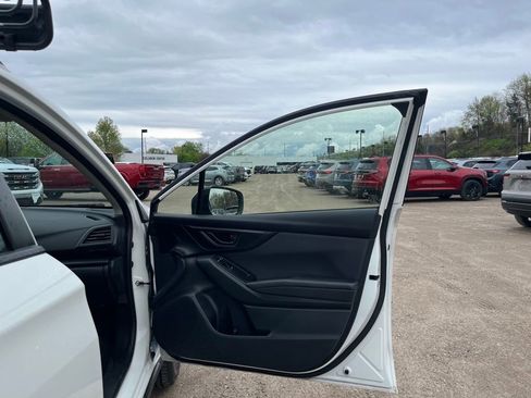 Used 2019 Subaru Crosstrek 2.0i Premium AWD/4WD image 35