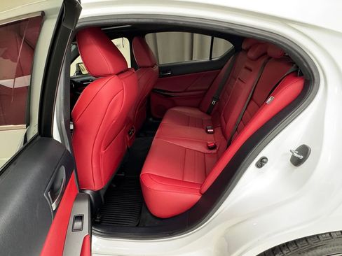 Used 2022 Lexus IS 350 F Sport image 12