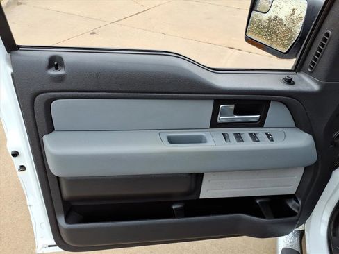 Used 2013 Ford F150 XLT w/ XLT Chrome Pkg image 20