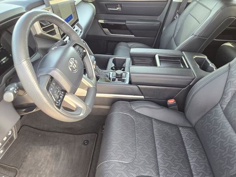 Used 2024 Toyota Tundra Limited image 15