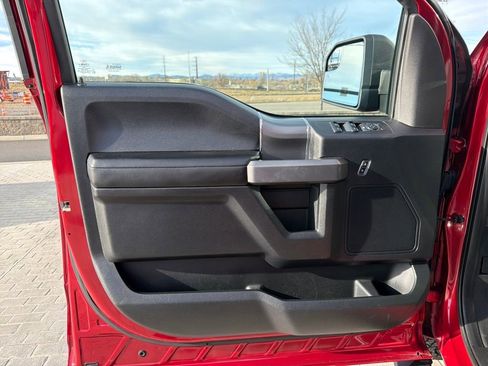 Used 2015 Ford F150 XLT w/ Equipment Group 302A Luxury image 10