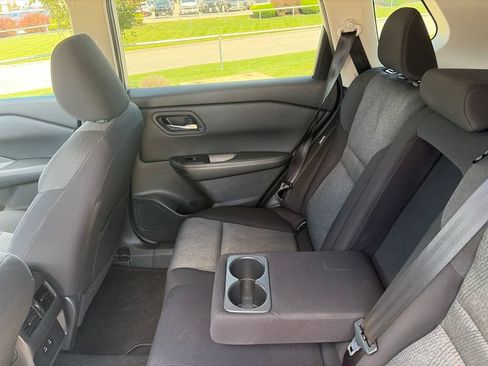 Used 2024 Nissan Rogue SV AWD/4WD image 41