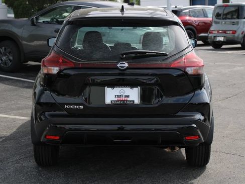 Certified 2025 Nissan Kicks Play S FWD image 8