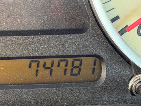 Used 2003 MAZDA MX-5 Miata LS image 8