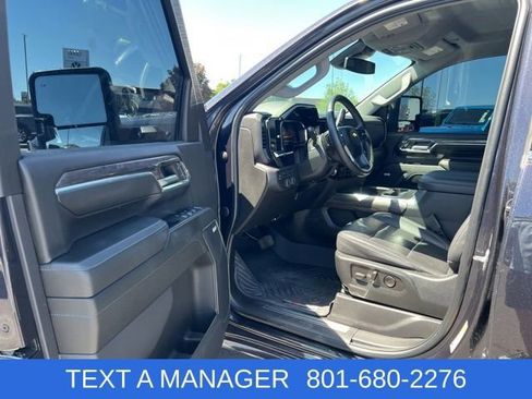 Used 2024 Chevrolet Silverado 2500 LTZ w/ LTZ Texas Edition AWD/4WD image 15