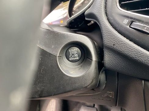 Used 2019 Jeep Compass Latitude w/ Cold Weather Group image 24