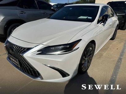 Certified 2024 Lexus ES 300h Ultra Luxury w/ Accessory Package (Z2)