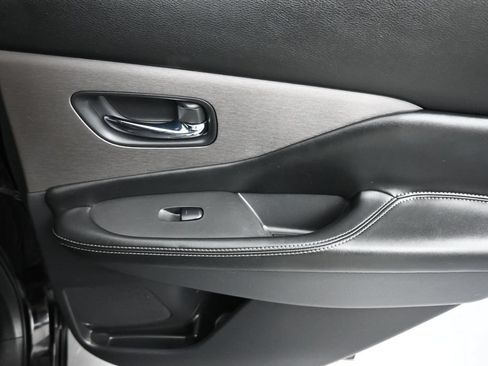 Used 2022 Nissan Murano SV FWD image 32