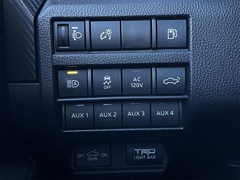 Used 2025 Toyota Tacoma TRD Pro image 20