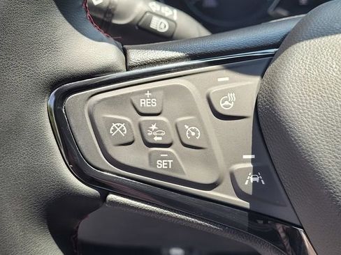 Used 2024 Chevrolet Equinox RS FWD image 15
