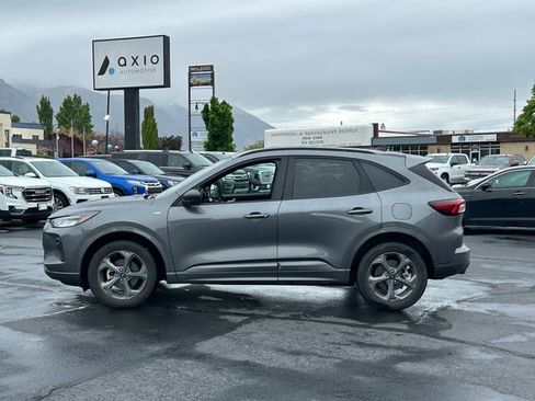 Used 2024 Ford Escape ST-Line AWD/4WD image 8