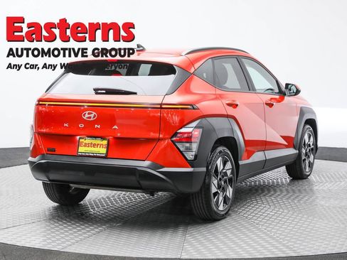 Used 2024 Hyundai Kona SEL image 5