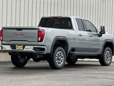 New 2026 GMC Sierra 2500 SLE w/ Preferred Package AWD/4WD image 5