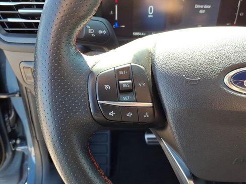 Used 2024 Ford Escape ST-Line AWD/4WD image 18