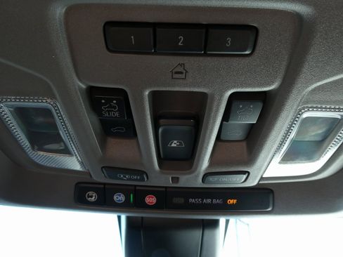 Used 2020 Chevrolet Silverado 2500 LTZ w/ LTZ Plus Package image 34