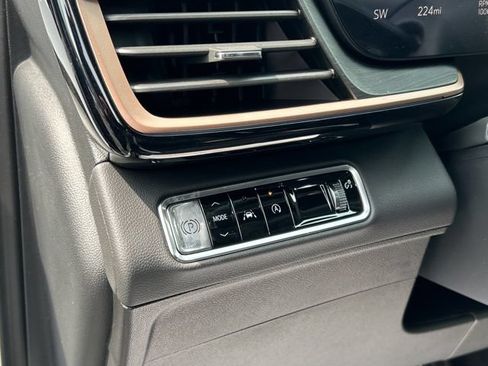 New 2026 Buick Envision Sport Touring AWD/4WD image 33