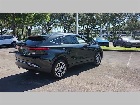 Used 2021 Toyota Venza Limited image 38