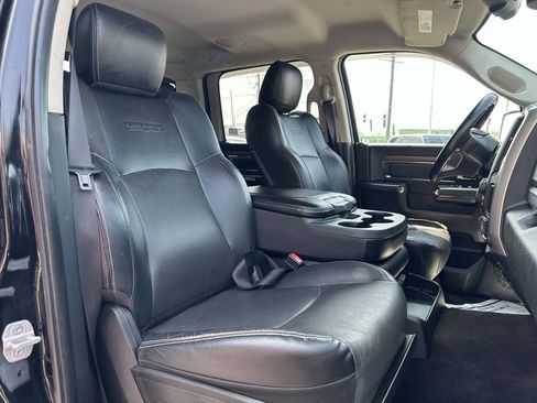 Used 2014 RAM 1500 Laramie image 38