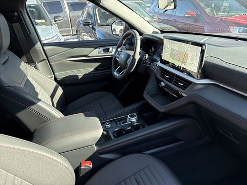 Used 2026 Ford Explorer ST-Line image 24