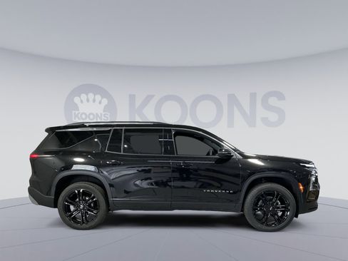 New 2026 Chevrolet Traverse LT w/ LPO, Floor Liner Package image 17