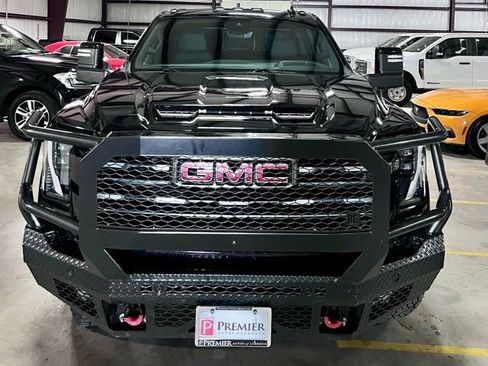 Used 2024 GMC Sierra 3500 AT4 w/ AT4 Premium Plus Package image 9
