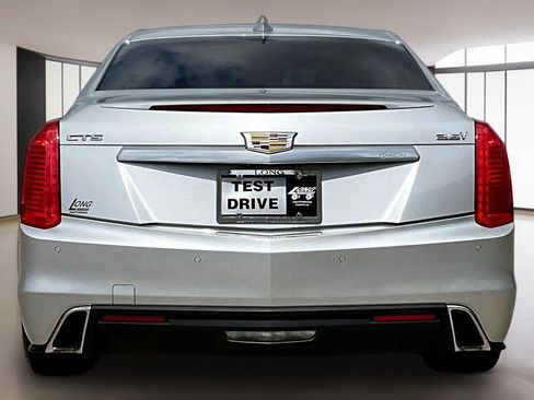 Used 2019 Cadillac CTS Luxury RWD image 4